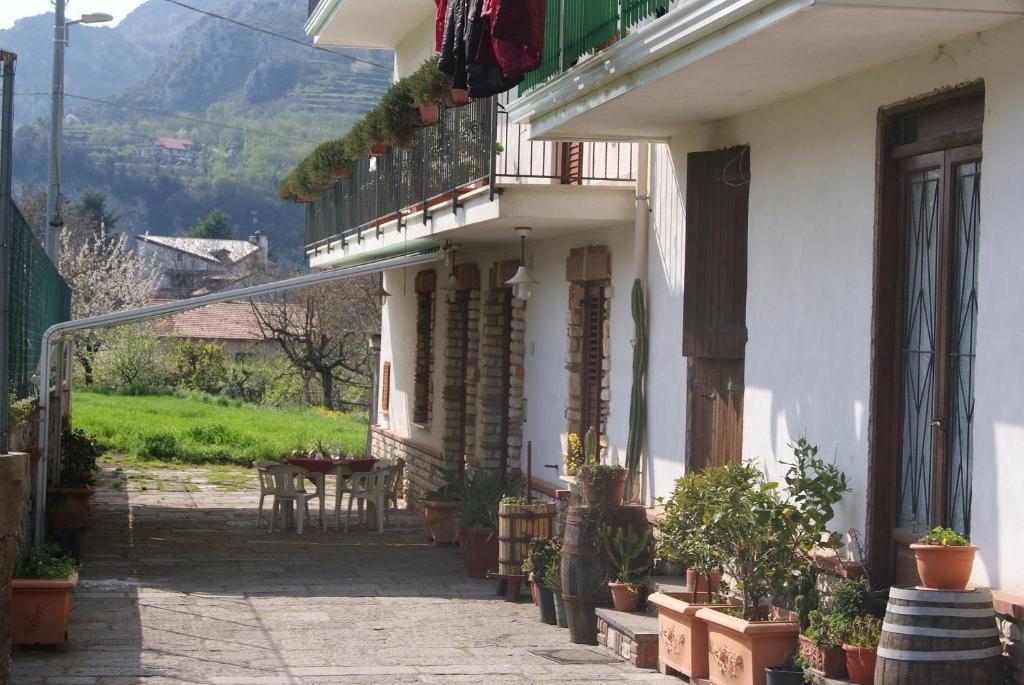 Agriturismo Sentiero Dei Sapori Guest House อาเจโรลา ภายนอก รูปภาพ